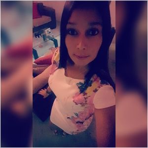 Meet your Posher, Lic alicia